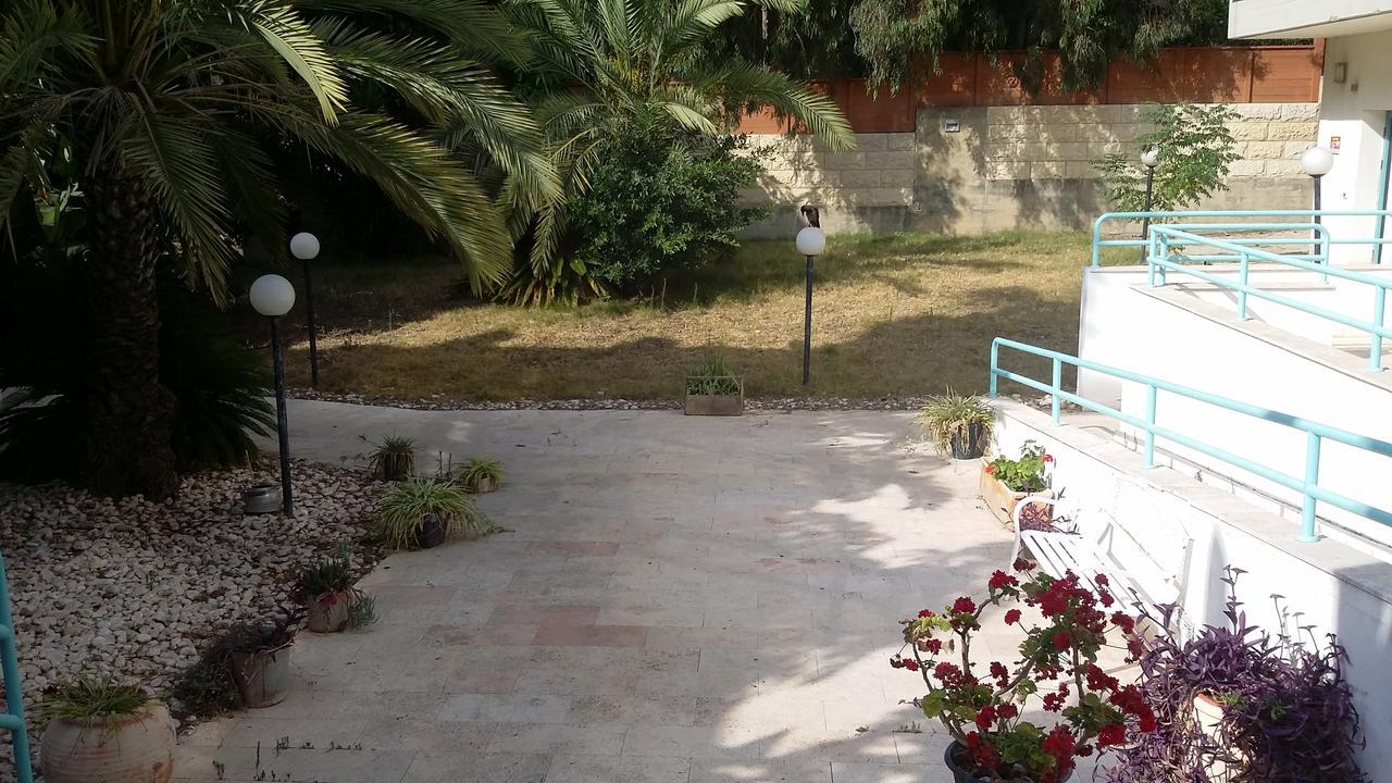 Carmel Mountain Motel Хайфа Экстерьер фото